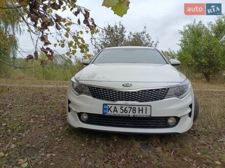 Кіа K5 2017 у Прилуках на Automoto.ua Білий Кіа K5, об'ємом двигуна 2 л та пробігом 258 тис. км за 12000 $, фото 1 на Automoto.ua
