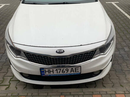 Білий Кіа K5, об'ємом двигуна 2 л та пробігом 90 тис. км за 12500 $, фото 1 на Automoto.ua