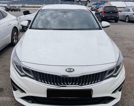 Білий Кіа K5, об'ємом двигуна 2 л та пробігом 143 тис. км за 16000 $, фото 1 на Automoto.ua