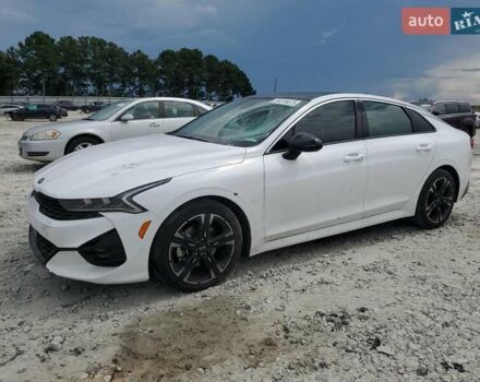 Белый Киа K5, объемом двигателя 1.6 л и пробегом 124 тыс. км за 4900 $, фото 1 на Automoto.ua