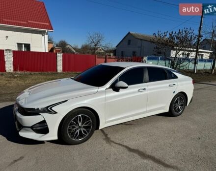 Белый Киа K5, объемом двигателя 2 л и пробегом 151 тыс. км за 23750 $, фото 1 на Automoto.ua