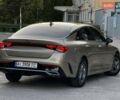 Бежевый Киа K5, объемом двигателя 0 л и пробегом 85 тыс. км за 18500 $, фото 4 на Automoto.ua