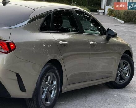 Бежевый Киа K5, объемом двигателя 0 л и пробегом 85 тыс. км за 18500 $, фото 3 на Automoto.ua