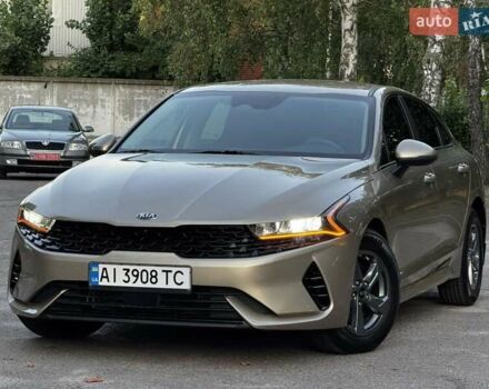 Бежевый Киа K5, объемом двигателя 0 л и пробегом 85 тыс. км за 18500 $, фото 6 на Automoto.ua