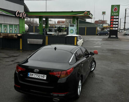 Чорний Кіа K5, об'ємом двигуна 2 л та пробігом 146 тис. км за 8999 $, фото 4 на Automoto.ua