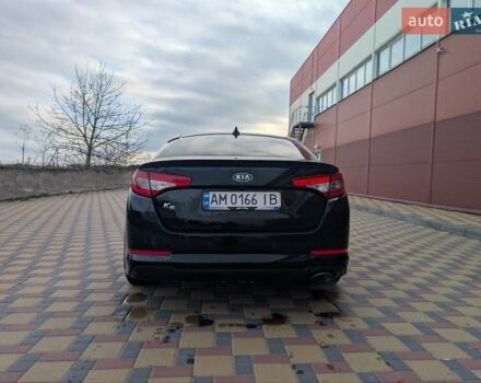 Чорний Кіа K5, об'ємом двигуна 2 л та пробігом 243 тис. км за 9000 $, фото 5 на Automoto.ua