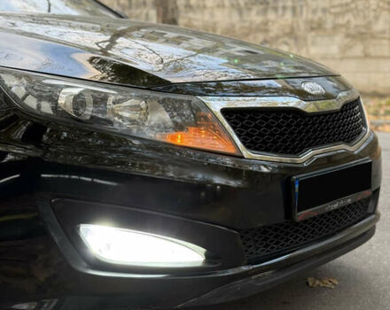 Чорний Кіа K5, об'ємом двигуна 2 л та пробігом 270 тис. км за 8500 $, фото 3 на Automoto.ua