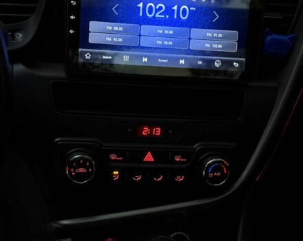 Чорний Кіа K5, об'ємом двигуна 2 л та пробігом 270 тис. км за 8500 $, фото 11 на Automoto.ua