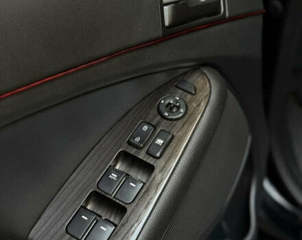 Чорний Кіа K5, об'ємом двигуна 2 л та пробігом 270 тис. км за 8500 $, фото 8 на Automoto.ua