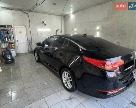 Черный Киа K5, объемом двигателя 2 л и пробегом 445 тыс. км за 6500 $, фото 14 на Automoto.ua