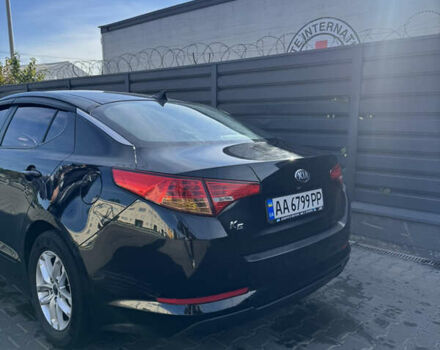 Чорний Кіа K5, об'ємом двигуна 2 л та пробігом 269 тис. км за 8600 $, фото 3 на Automoto.ua