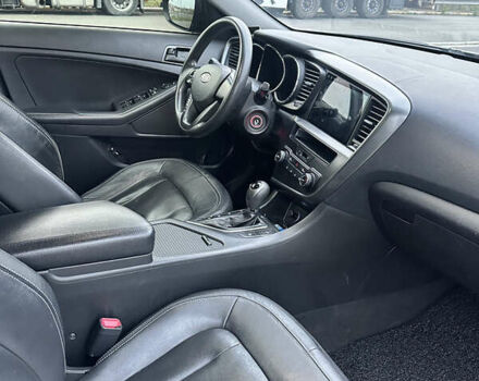 Черный Киа K5, объемом двигателя 2 л и пробегом 284 тыс. км за 11000 $, фото 17 на Automoto.ua