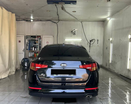 Черный Киа K5, объемом двигателя 2 л и пробегом 445 тыс. км за 6500 $, фото 12 на Automoto.ua
