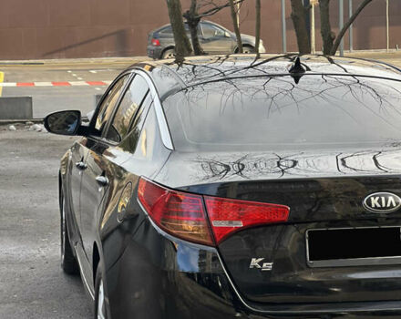 Черный Киа K5, объемом двигателя 2 л и пробегом 445 тыс. км за 6500 $, фото 7 на Automoto.ua