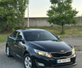 Черный Киа K5, объемом двигателя 2 л и пробегом 135 тыс. км за 9200 $, фото 4 на Automoto.ua