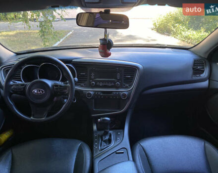 Черный Киа K5, объемом двигателя 2 л и пробегом 209 тыс. км за 8200 $, фото 12 на Automoto.ua