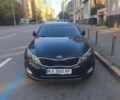 Чорний Кіа K5, об'ємом двигуна 2 л та пробігом 290 тис. км за 4500 $, фото 1 на Automoto.ua
