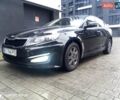 Черный Киа K5, объемом двигателя 2 л и пробегом 255 тыс. км за 9750 $, фото 5 на Automoto.ua