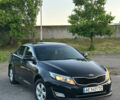 Черный Киа K5, объемом двигателя 2 л и пробегом 136 тыс. км за 8600 $, фото 4 на Automoto.ua