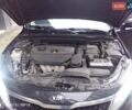 Черный Киа K5, объемом двигателя 2 л и пробегом 255 тыс. км за 9750 $, фото 11 на Automoto.ua