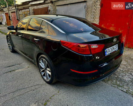 Черный Киа K5, объемом двигателя 2 л и пробегом 160 тыс. км за 8100 $, фото 2 на Automoto.ua