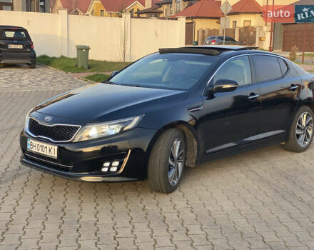 Черный Киа K5, объемом двигателя 2 л и пробегом 126 тыс. км за 12500 $, фото 2 на Automoto.ua