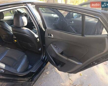 Черный Киа K5, объемом двигателя 2 л и пробегом 131 тыс. км за 12000 $, фото 10 на Automoto.ua