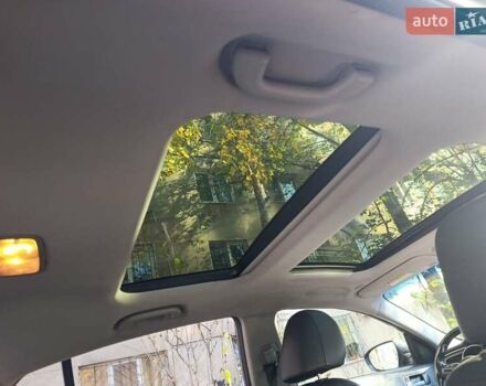 Черный Киа K5, объемом двигателя 2 л и пробегом 131 тыс. км за 12000 $, фото 9 на Automoto.ua