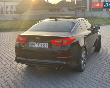Черный Киа K5, объемом двигателя 2 л и пробегом 126 тыс. км за 12500 $, фото 3 на Automoto.ua