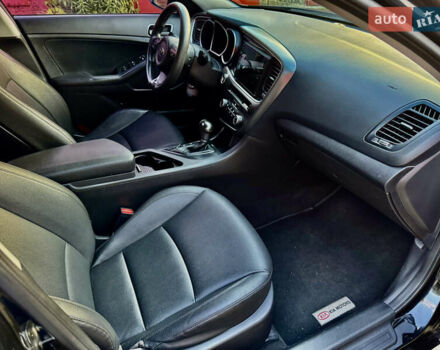 Черный Киа K5, объемом двигателя 2 л и пробегом 160 тыс. км за 8100 $, фото 10 на Automoto.ua