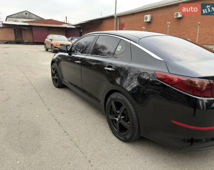 Чорний Кіа K5, об'ємом двигуна 2 л та пробігом 247 тис. км за 10800 $, фото 7 на Automoto.ua