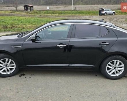 Чорний Кіа K5, об'ємом двигуна 2 л та пробігом 125 тис. км за 12000 $, фото 2 на Automoto.ua