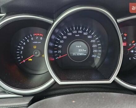 Чорний Кіа K5, об'ємом двигуна 2 л та пробігом 125 тис. км за 12000 $, фото 25 на Automoto.ua