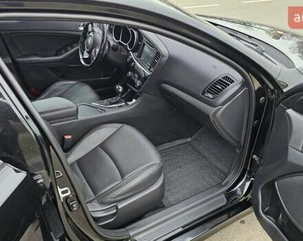 Чорний Кіа K5, об'ємом двигуна 2 л та пробігом 125 тис. км за 12000 $, фото 11 на Automoto.ua