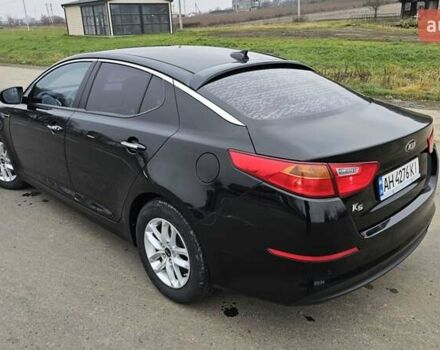 Чорний Кіа K5, об'ємом двигуна 2 л та пробігом 125 тис. км за 12000 $, фото 4 на Automoto.ua