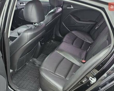 Чорний Кіа K5, об'ємом двигуна 2 л та пробігом 125 тис. км за 12000 $, фото 14 на Automoto.ua