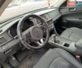 Черный Киа K5, объемом двигателя 2 л и пробегом 209 тыс. км за 11300 $, фото 8 на Automoto.ua