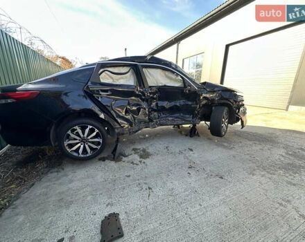 Черный Киа K5, объемом двигателя 2 л и пробегом 140 тыс. км за 5000 $, фото 3 на Automoto.ua