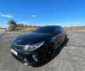 Чорний Кіа K5, об'ємом двигуна 2 л та пробігом 254 тис. км за 11800 $, фото 1 на Automoto.ua