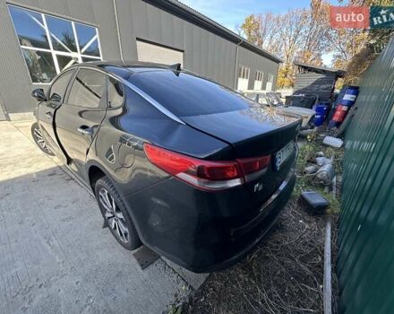 Черный Киа K5, объемом двигателя 2 л и пробегом 140 тыс. км за 5000 $, фото 9 на Automoto.ua