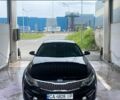 Чорний Кіа K5, об'ємом двигуна 2 л та пробігом 241 тис. км за 10450 $, фото 1 на Automoto.ua