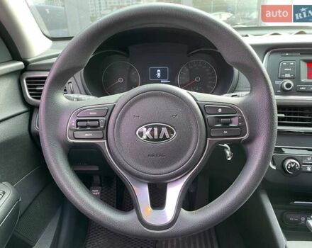 Черный Киа K5, объемом двигателя 2 л и пробегом 226 тыс. км за 10790 $, фото 11 на Automoto.ua