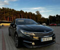 Черный Киа K5, объемом двигателя 2 л и пробегом 220 тыс. км за 11200 $, фото 2 на Automoto.ua