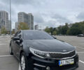 Черный Киа K5, объемом двигателя 2 л и пробегом 201 тыс. км за 13000 $, фото 1 на Automoto.ua
