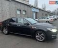 Черный Киа K5, объемом двигателя 2 л и пробегом 330 тыс. км за 10800 $, фото 2 на Automoto.ua
