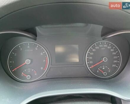 Чорний Кіа K5, об'ємом двигуна 2 л та пробігом 226 тис. км за 11990 $, фото 18 на Automoto.ua