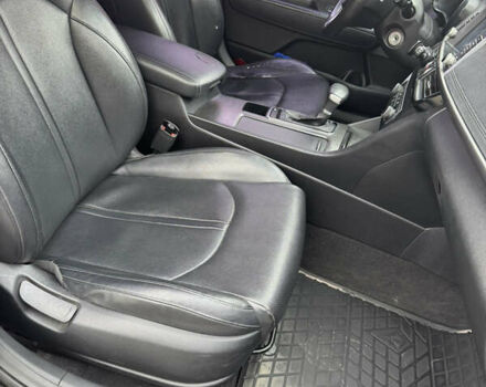 Чорний Кіа K5, об'ємом двигуна 2 л та пробігом 315 тис. км за 11500 $, фото 11 на Automoto.ua