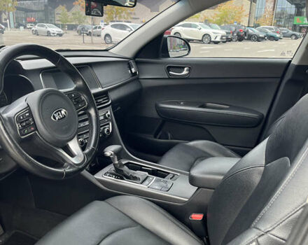 Черный Киа K5, объемом двигателя 2 л и пробегом 201 тыс. км за 13000 $, фото 9 на Automoto.ua