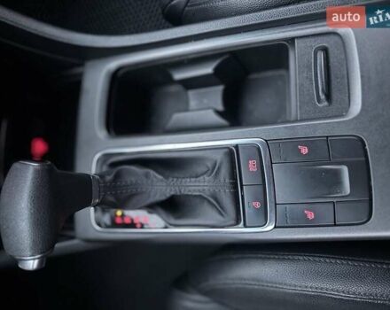 Черный Киа K5, объемом двигателя 2 л и пробегом 330 тыс. км за 10800 $, фото 12 на Automoto.ua