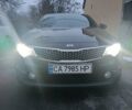 Черный Киа K5, объемом двигателя 2 л и пробегом 276 тыс. км за 13200 $, фото 1 на Automoto.ua